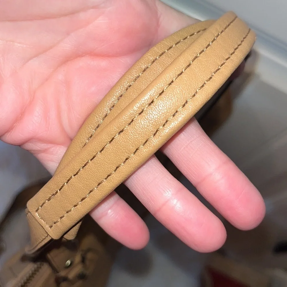 Tan leather Coach North South satchel purse large
Slouchy boho western - Picture 6 of 16